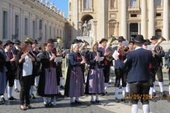 img_0579_21737353170_o