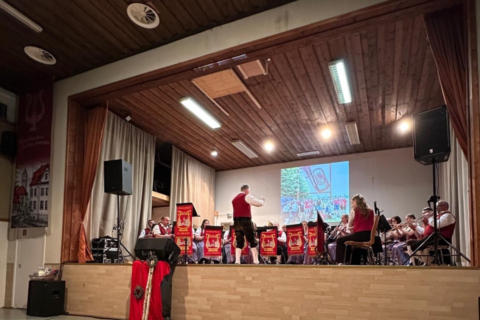 34fbd401-c6f5-426a-943d-a2986c84ecb5