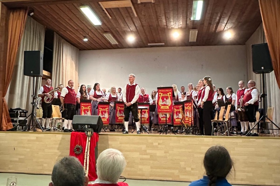 3d07610b-b8a3-4344-9012-f4b7e523d294